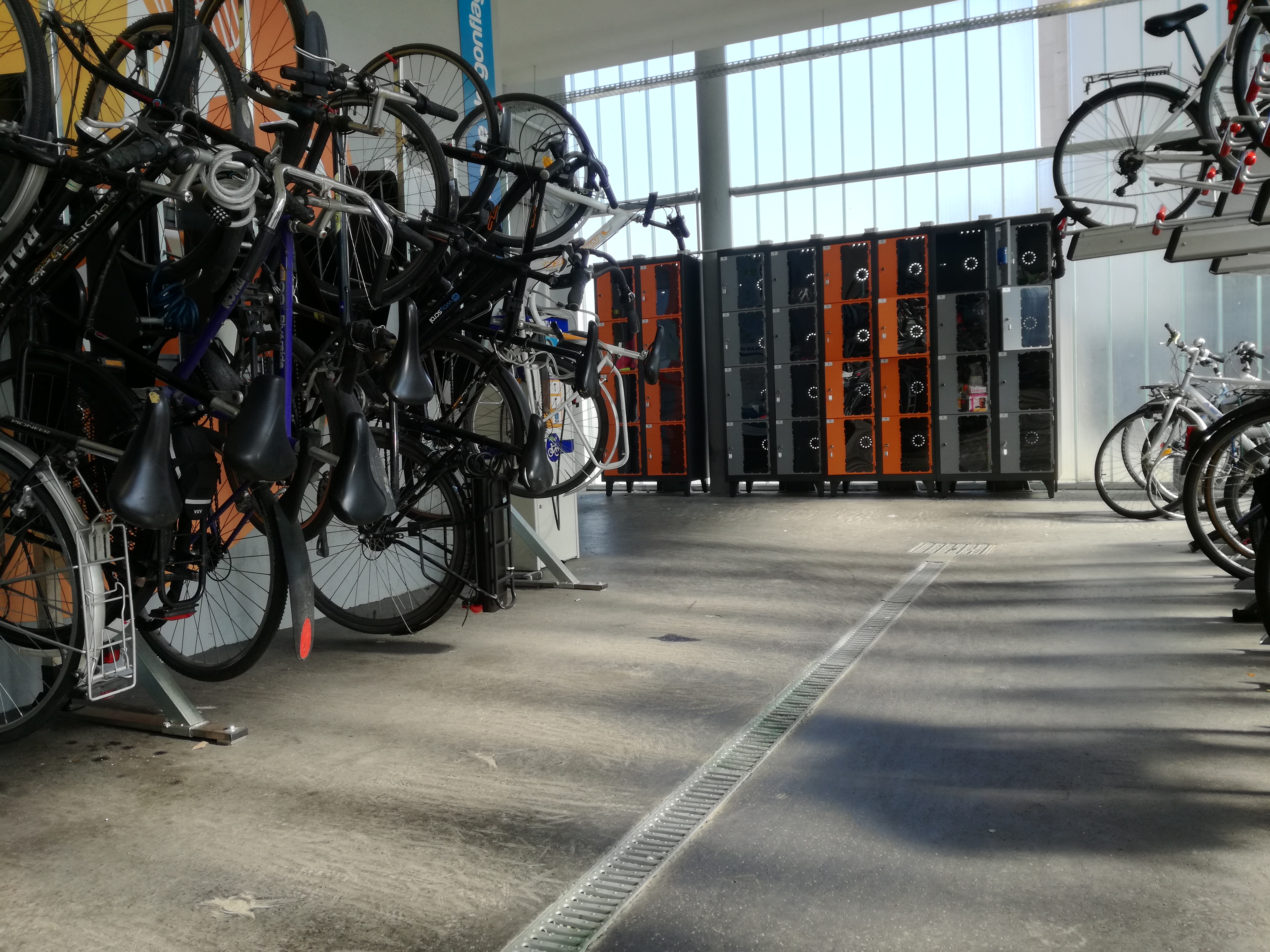 Comment aménager un parking à vélos ? - Virages